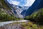 O Glaciar de Kjenndalsbreen, a jóia da Noruega