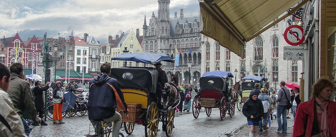 Bruges e seus Canais ao seu Ritmo
