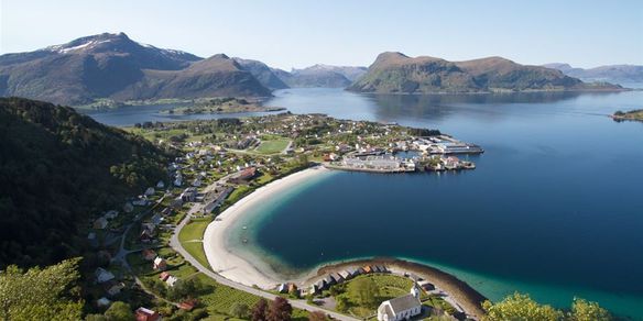 Á Descoberta de Praias e Miradouros no Oeste Norueguês